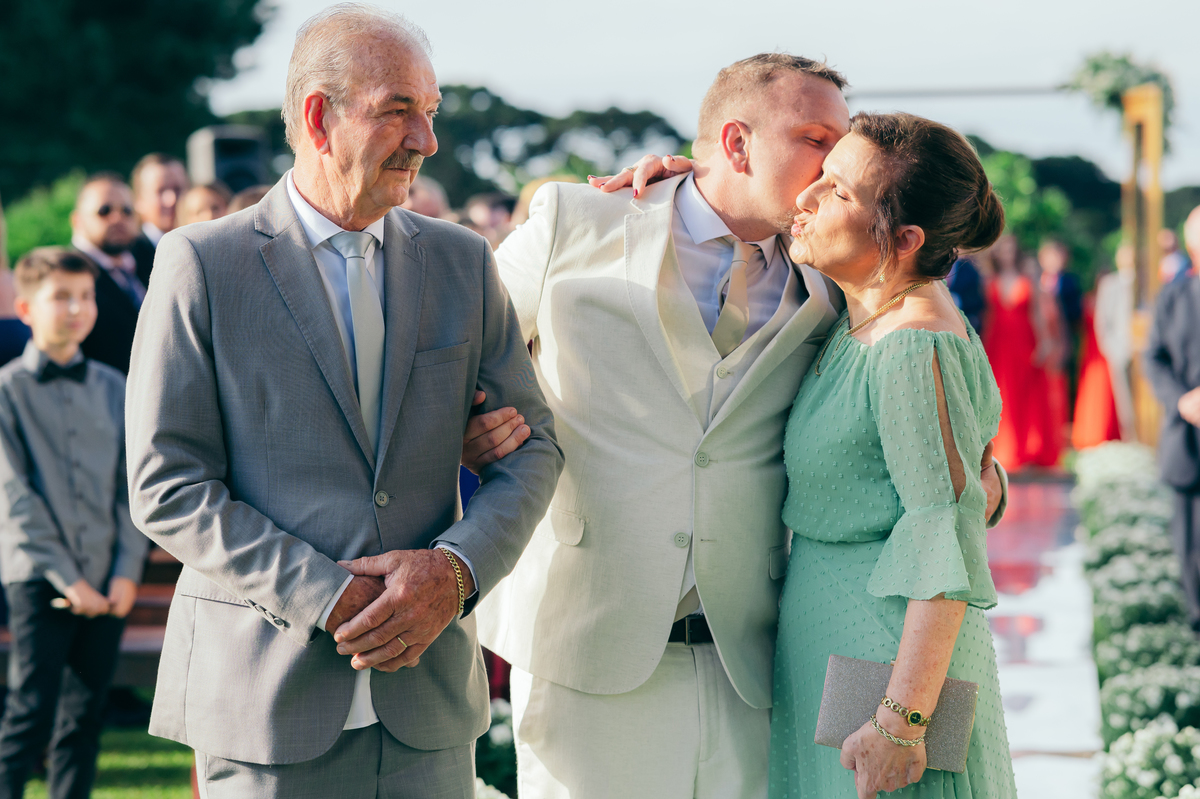 casamento de dia daniela radavelli fotografia make de noiva cabelo de noiva cerimônia externa Casa de Campo Canela 