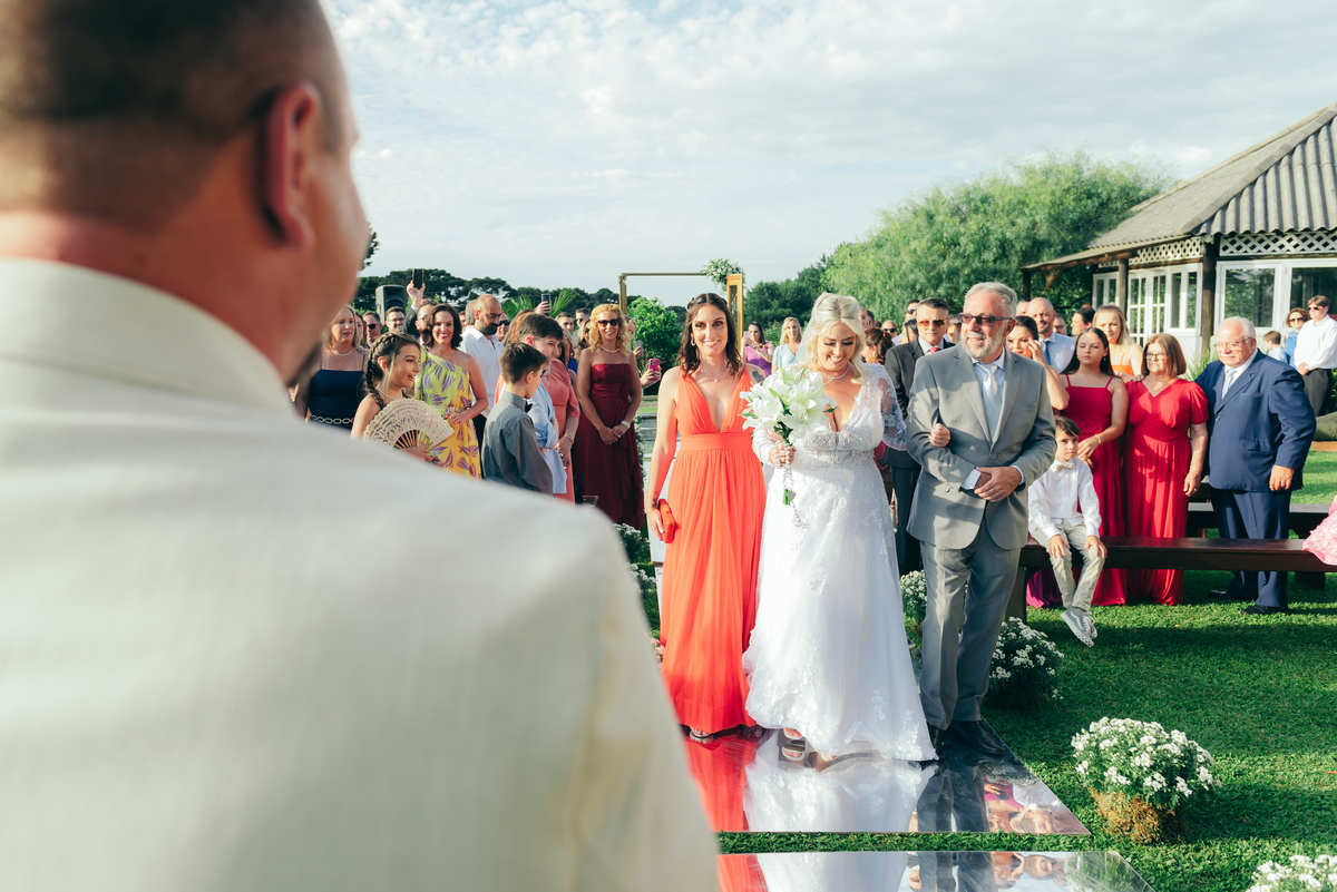 casamento de dia daniela radavelli fotografia make de noiva cabelo de noiva cerimônia externa Casa de Campo Canela 