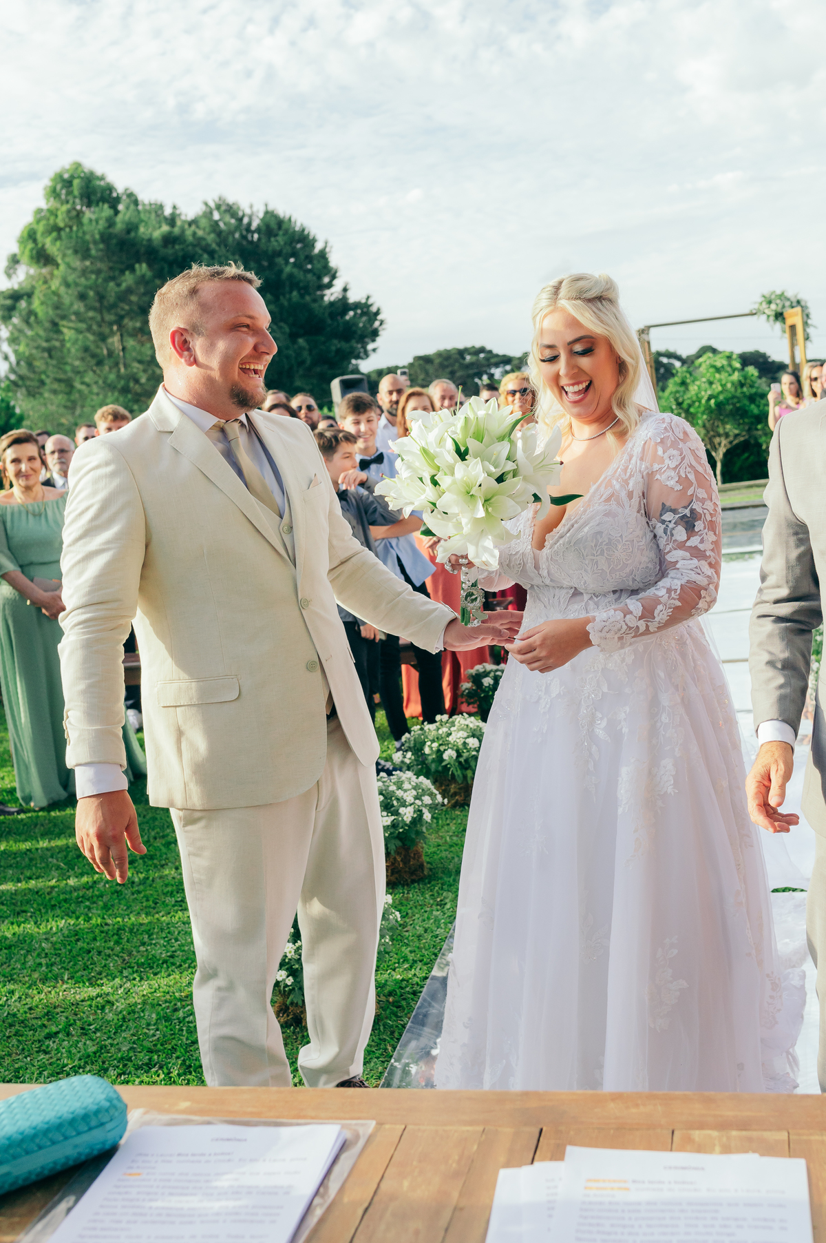 casamento de dia daniela radavelli fotografia make de noiva cabelo de noiva cerimônia externa Casa de Campo Canela 