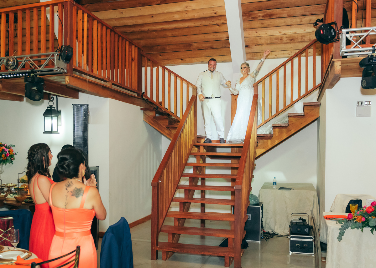 casamento de dia daniela radavelli fotografia make de noiva cabelo de noiva cerimônia externa Casa de Campo Canela 