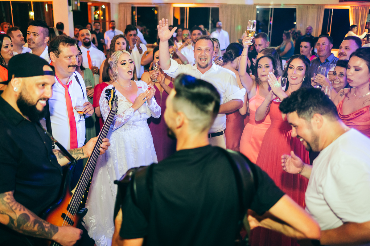 casamento de dia daniela radavelli fotografia make de noiva cabelo de noiva cerimônia externa Casa de Campo Canela 