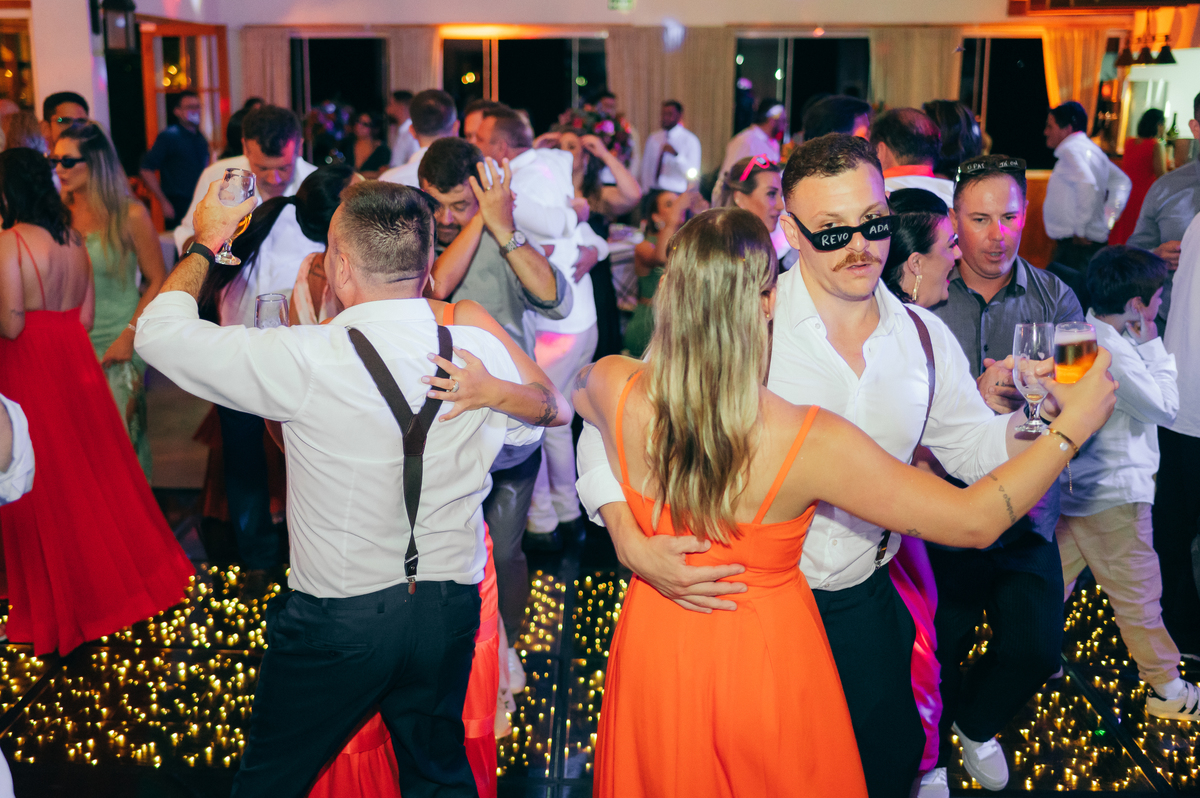 casamento de dia daniela radavelli fotografia make de noiva cabelo de noiva cerimônia externa Casa de Campo Canela 