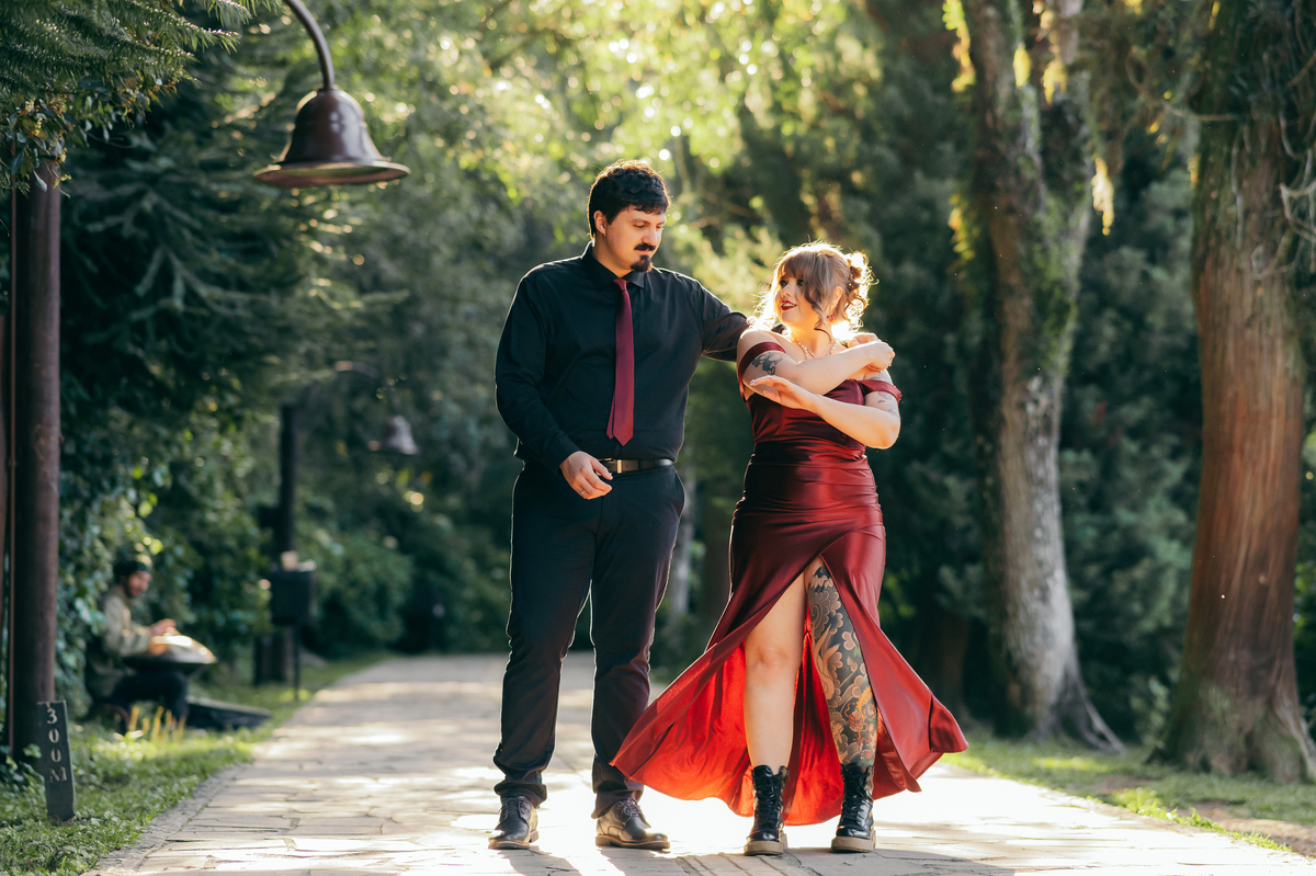 ensaio pré casamento em gramado pré wedding  ensaio de casal daniela radavelli fotógrafa serra gaúcha