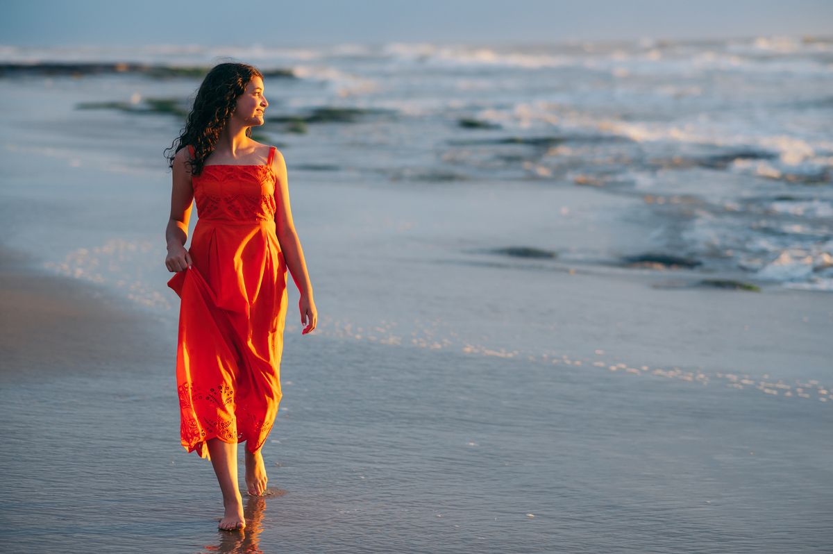 ensaio  na praia fotos no amanhecer do dia fotos femininas teen ensaio na praia de Torres daniela radavelli fotografia