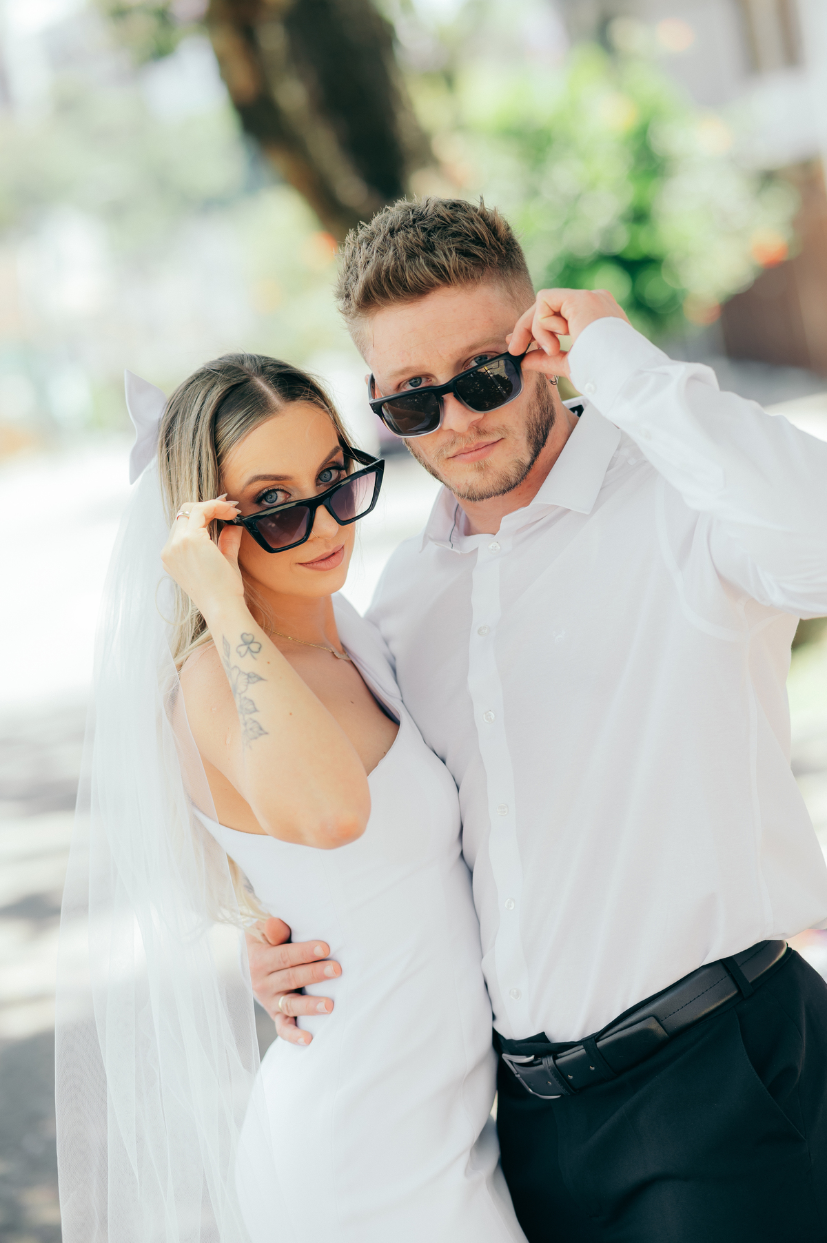 ensaio de casal ensaio pré wedding ensaio espontâneo ensaio na rua ensaio de casal em caxias do sul fotografia de casamento de rua daniela radavelli fotografia