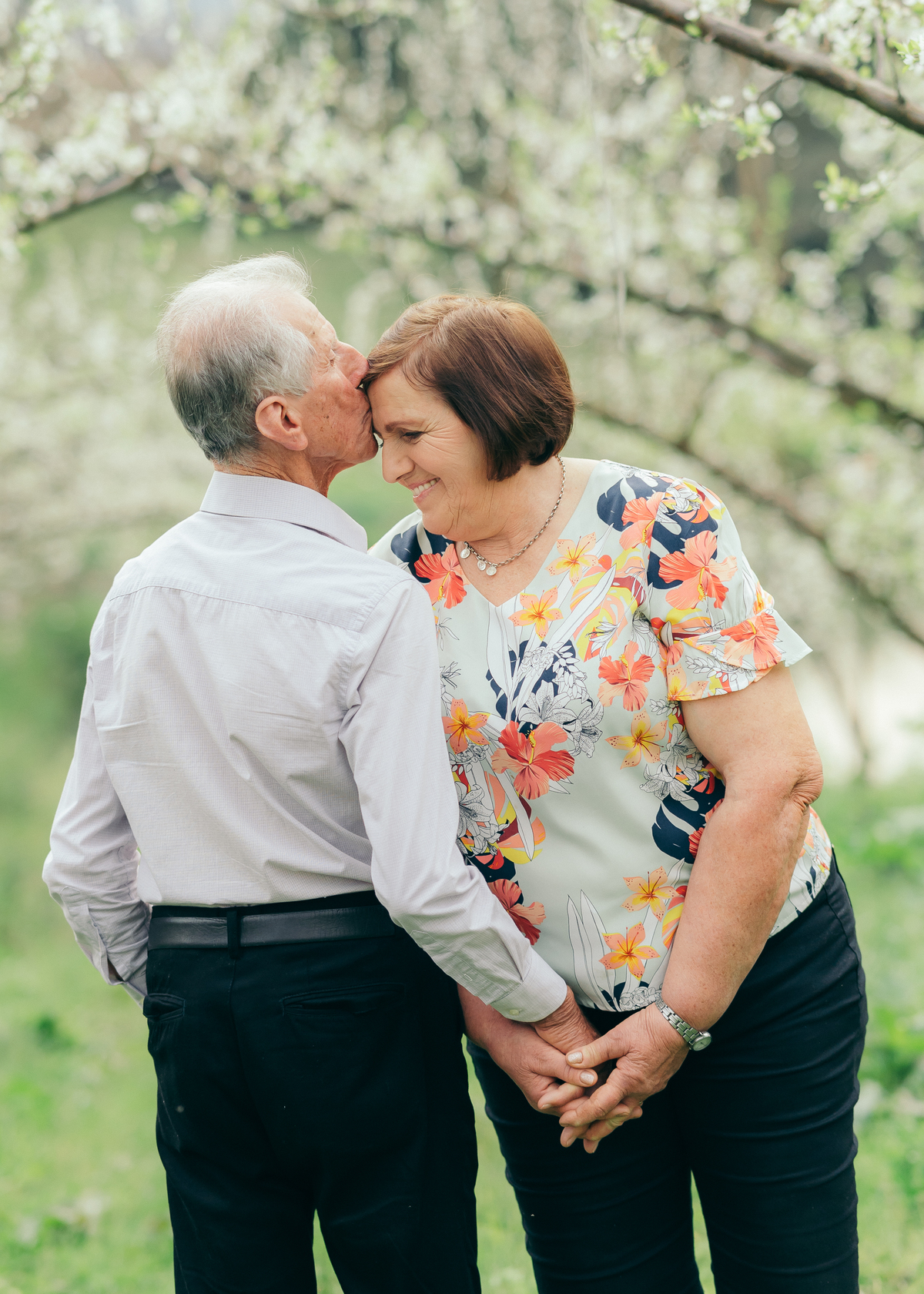 ensaio de bodas de casamento  fotografia afetiva ensaio sítio casal a vida na agricultura daniela radavelli fotografia