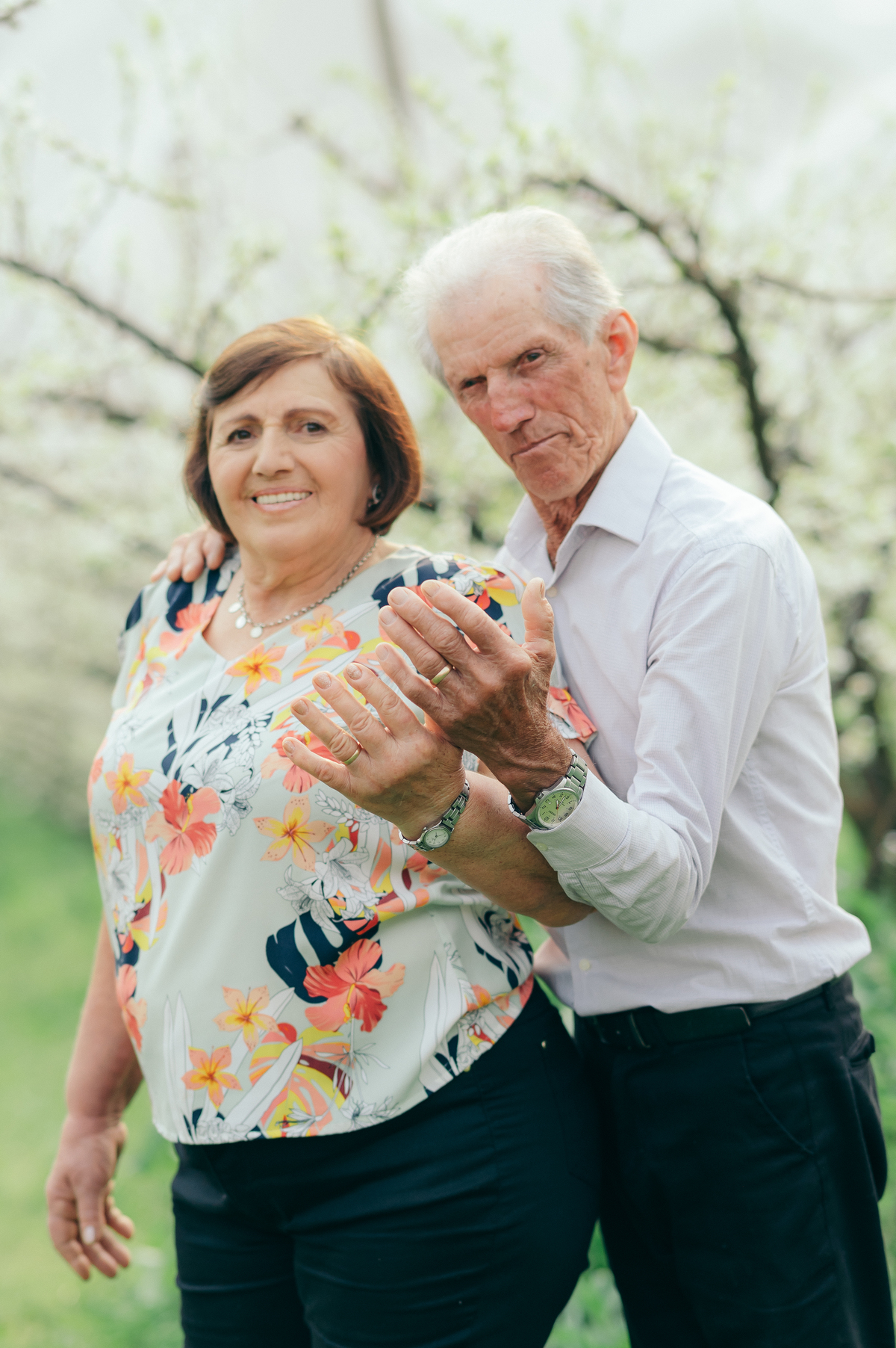 ensaio de bodas de casamento  fotografia afetiva ensaio sítio casal a vida na agricultura daniela radavelli fotografia