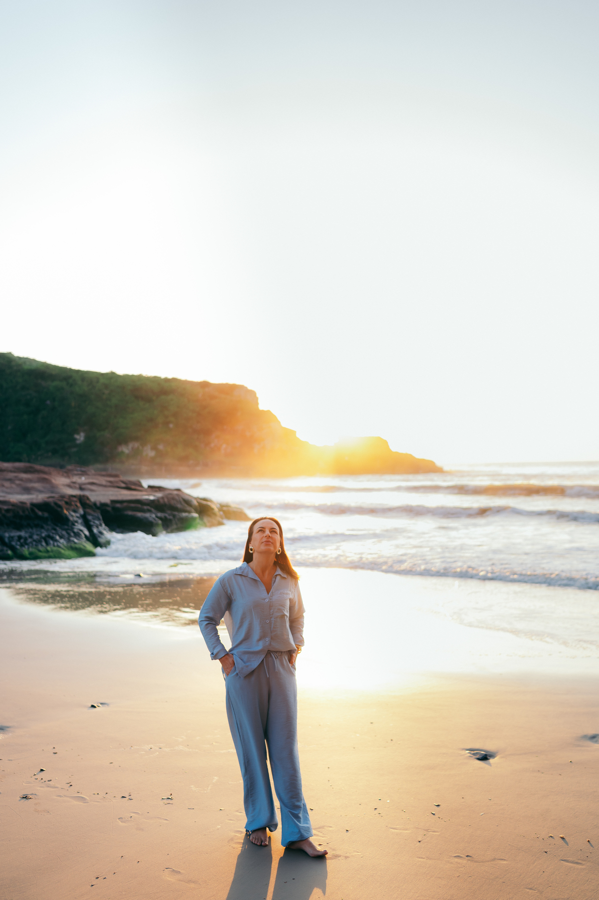 fotografia de retratos feminino ensaio fotográfico feminino na praia ensaio fotográfico na praia de Torres daniela radavelli fotografa 