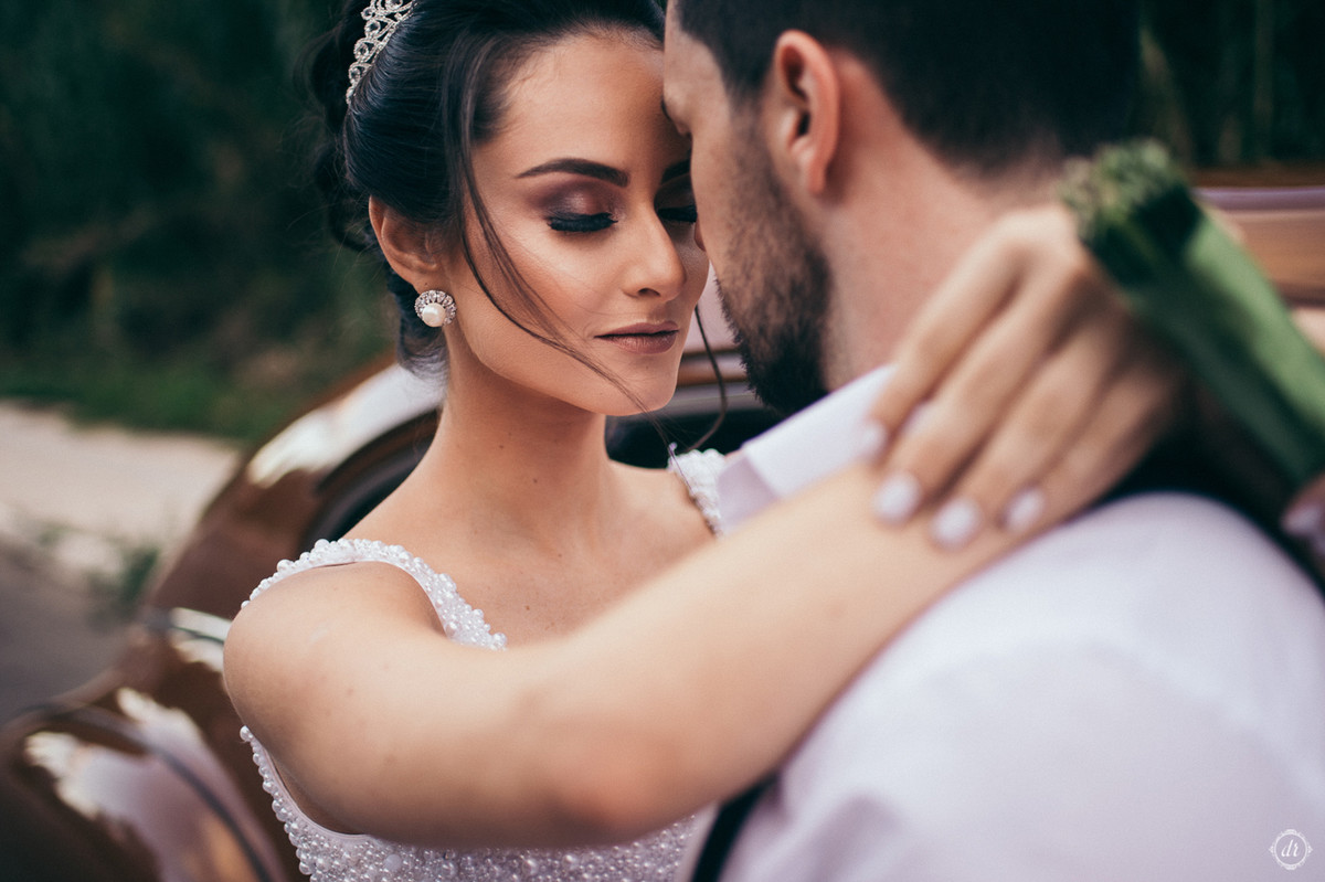 ensaio casal carro antigo