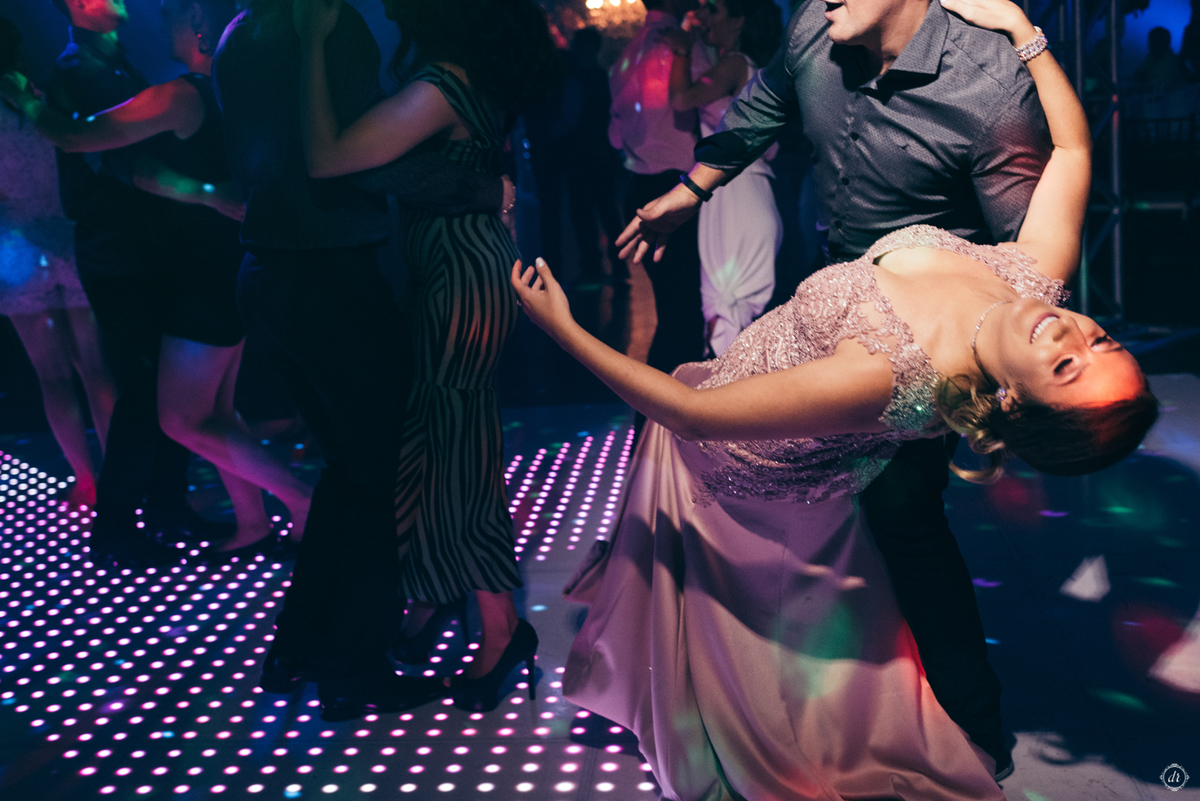 festa de formatura arquitetura e urbanismo vestido de formatura serra gaucha fotógrafa banda do grêmio família gremista 