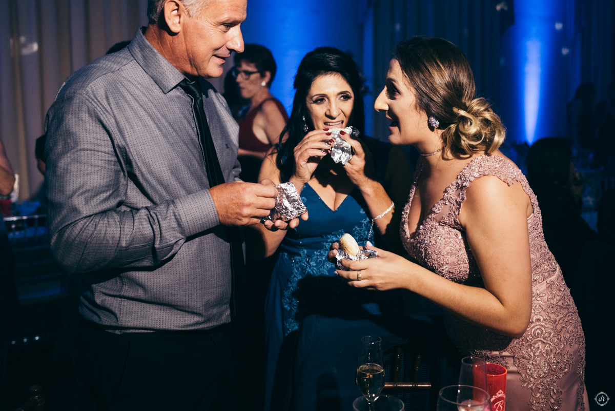 festa de formatura arquitetura e urbanismo vestido de formatura serra gaucha fotógrafa banda do grêmio família gremista 