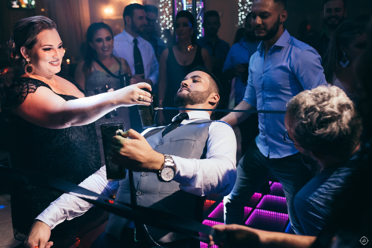 festa de formatura arquitetura e urbanismo formando terno de formando pista de led balada de formatura 