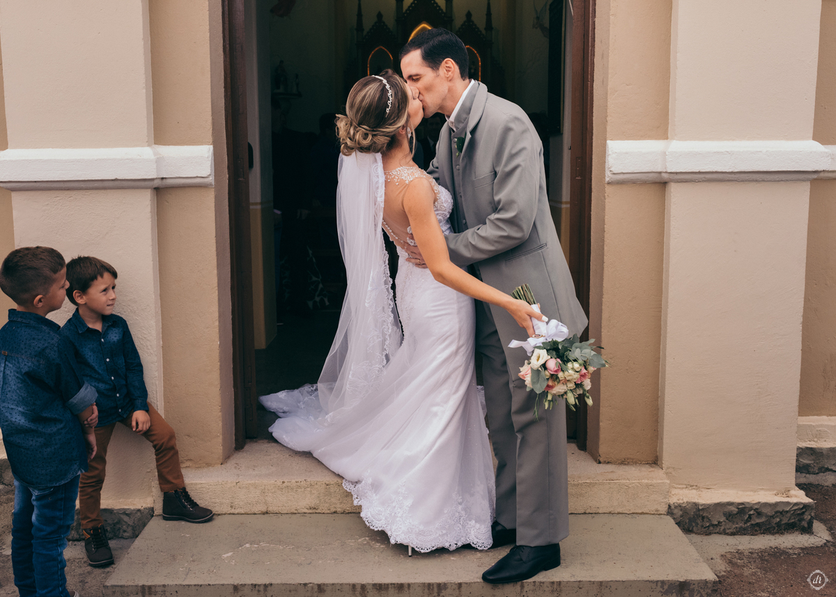 casamento no vale dos vinhedos casamento de dia hotel make de noiva penteado de noiva vestido de noiva 