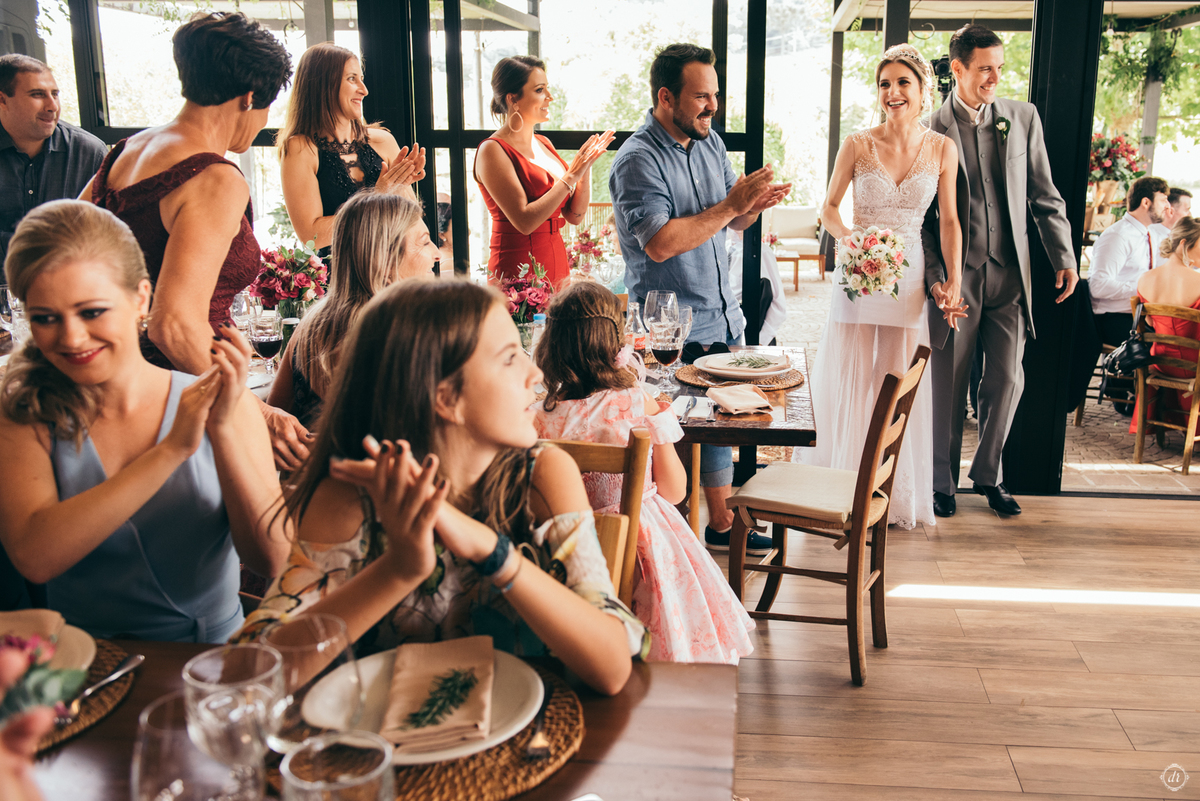 casamento no vale dos vinhedos casamento de dia hotel make de noiva penteado de noiva vestido de noiva  mamma gema