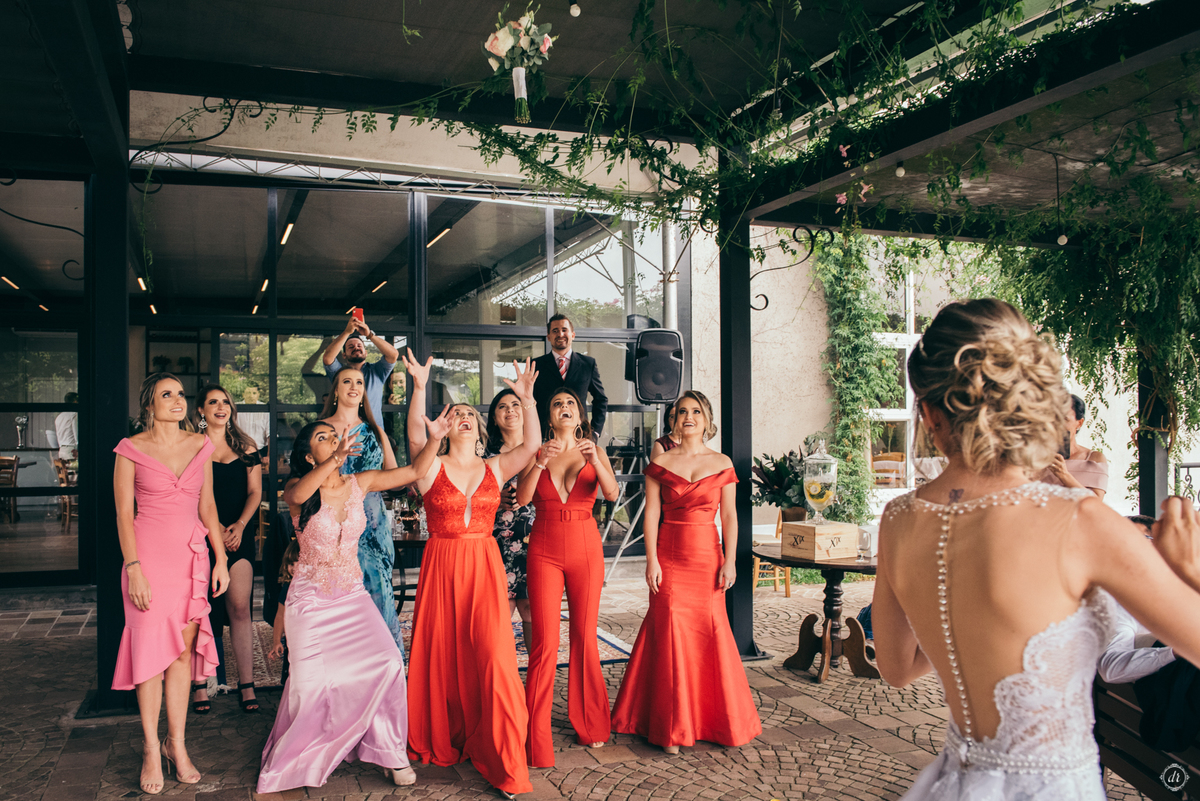 casamento no vale dos vinhedos casamento de dia hotel make de noiva penteado de noiva vestido de noiva mamma gema 