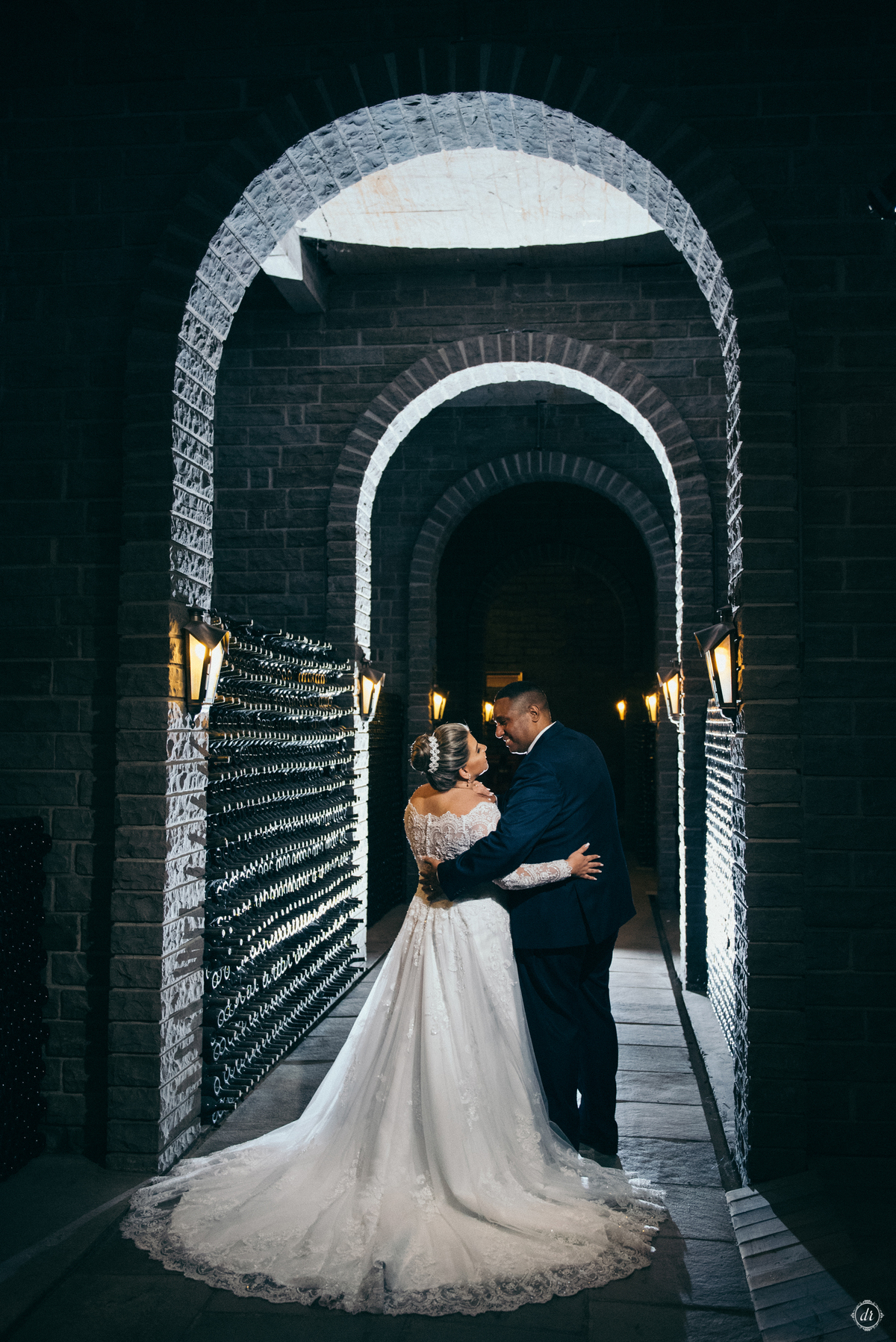 destination wedding casamento no vale dos vinhedos casa valduga noiva no vale arco de flores casamento na vinicola adega festa de casamento 