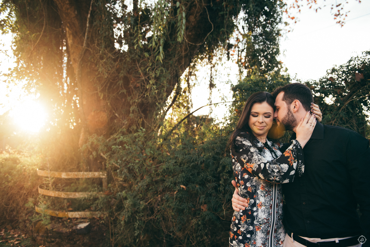 ensaio de casal ensaio nas ferias serra gaucha vinícola Don Giovanni pinto bandeira ensaio externo ensaio no inverno ensaio no parreirais 