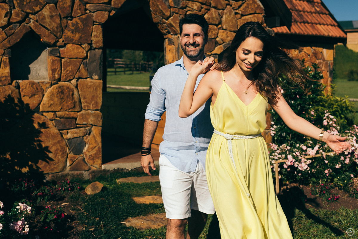 ensaio parque das olivas de gramado ensaio de casal daniela radavelli fotografia pre casamento pre wedding