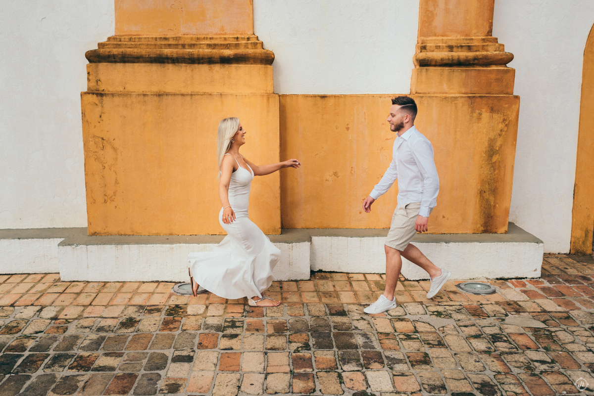 ensaio pre casamento ensaio praia pre wedding ensaio de casal praia de santo antonio de lisboa ensaio em sc fotos pre casamento roupa de pre casamento vestido de noiva para fotos