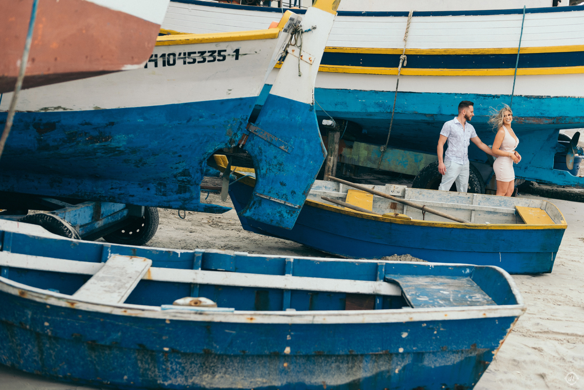 ensaio pre casamento ensaio praia pre wedding ensaio de casal praia de santo antonio de lisboa ensaio em sc fotos pre casamento roupa de pre casamento vestido de noiva para fotos