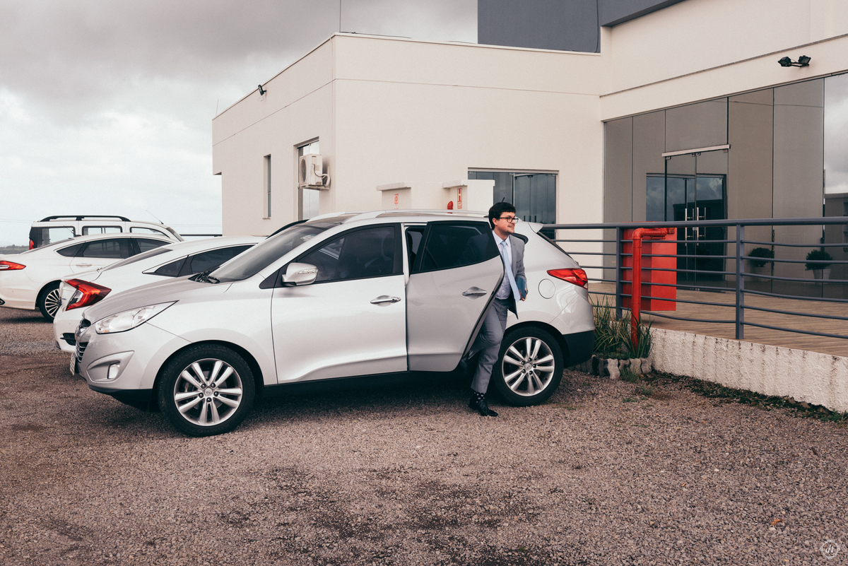 making of de noivo terno do noivo terno cinza cerimonia externa 