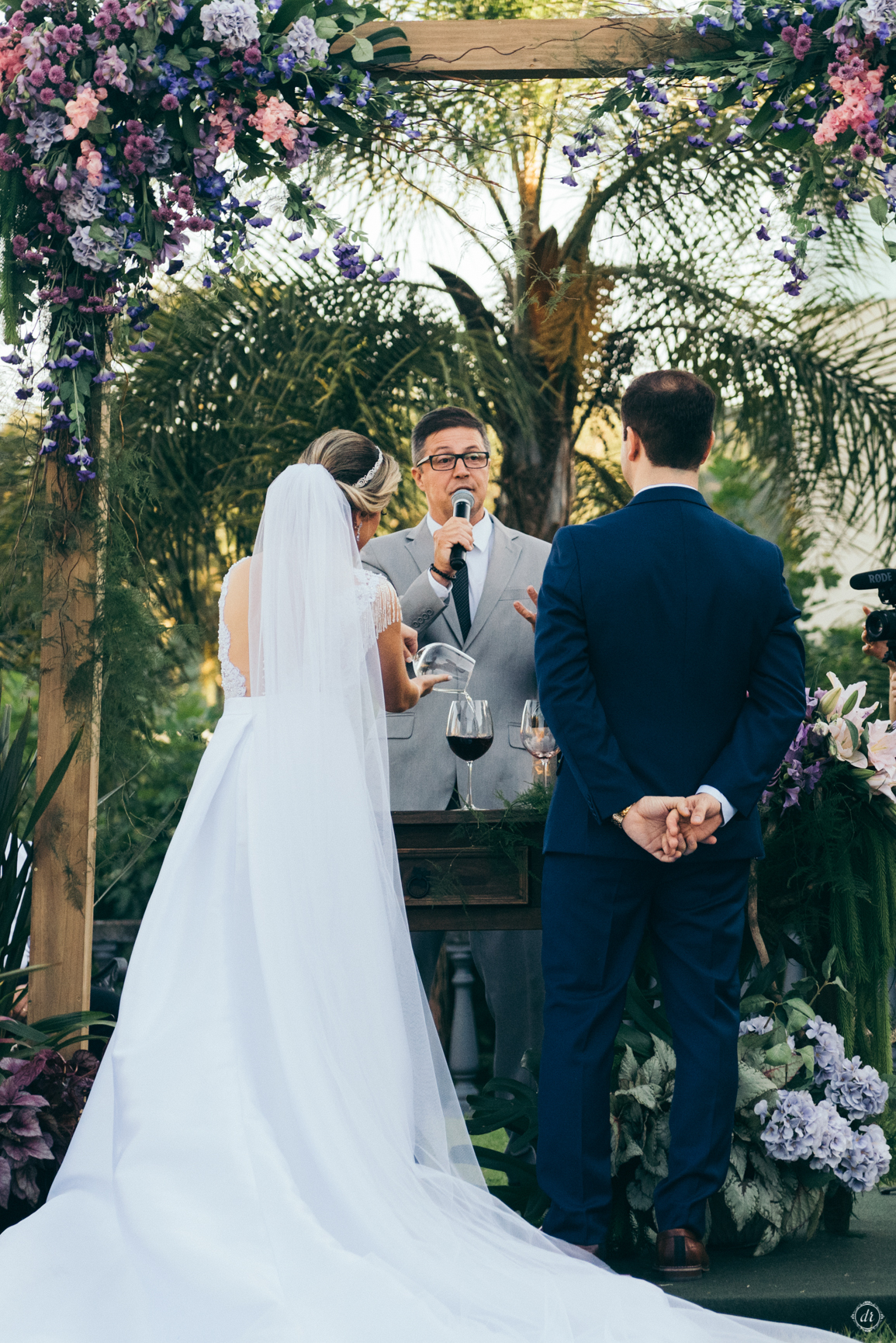 casamento na vinícola vale dos vinhedos casa valduga noiva do sul casamento na serra gaucha celebração do vinho cerimonia externa casamento ao ar livre 