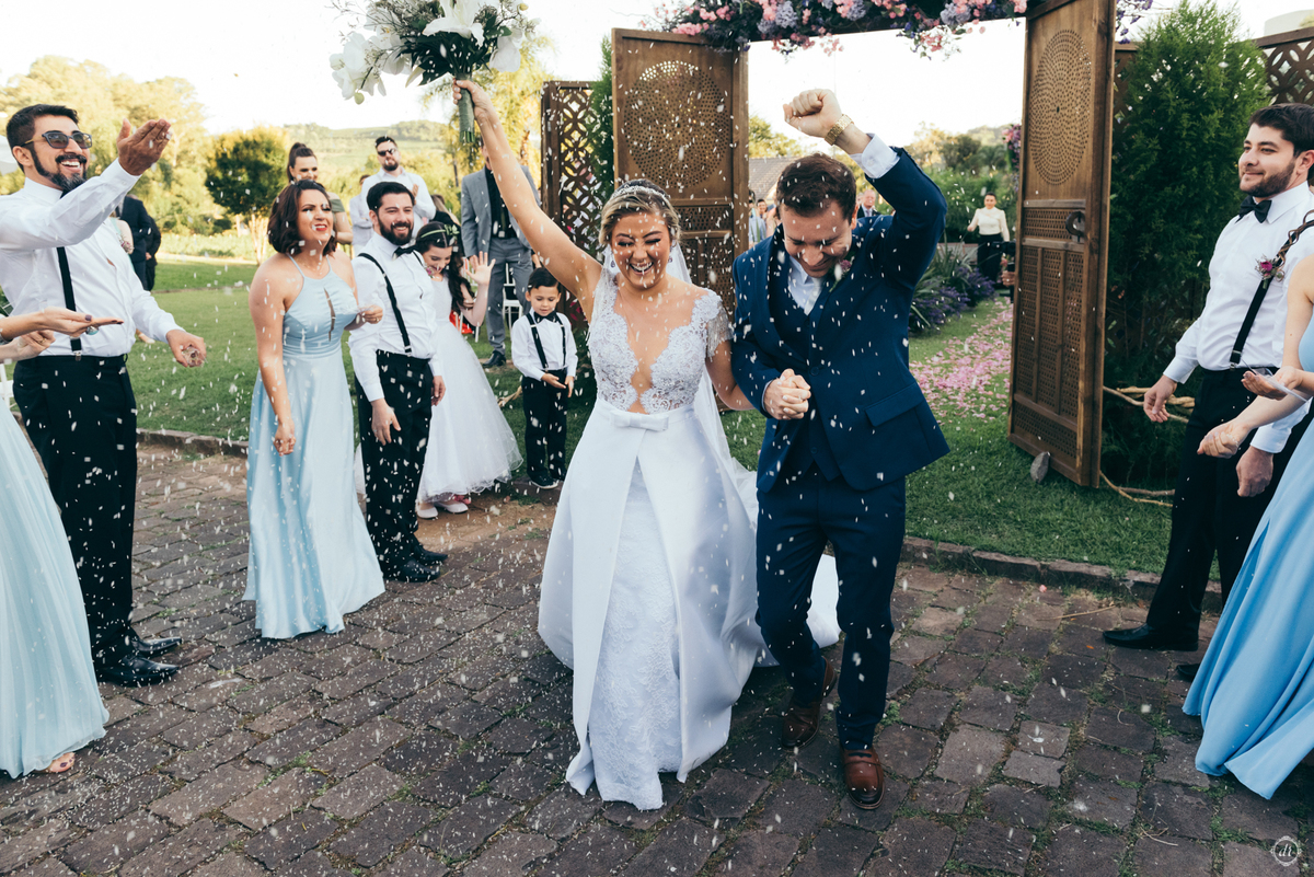 casamento na vinícola vale dos vinhedos casa valduga noiva do sul casamento na serra gaucha celebração do vinho cerimonia externa casamento ao ar livre 