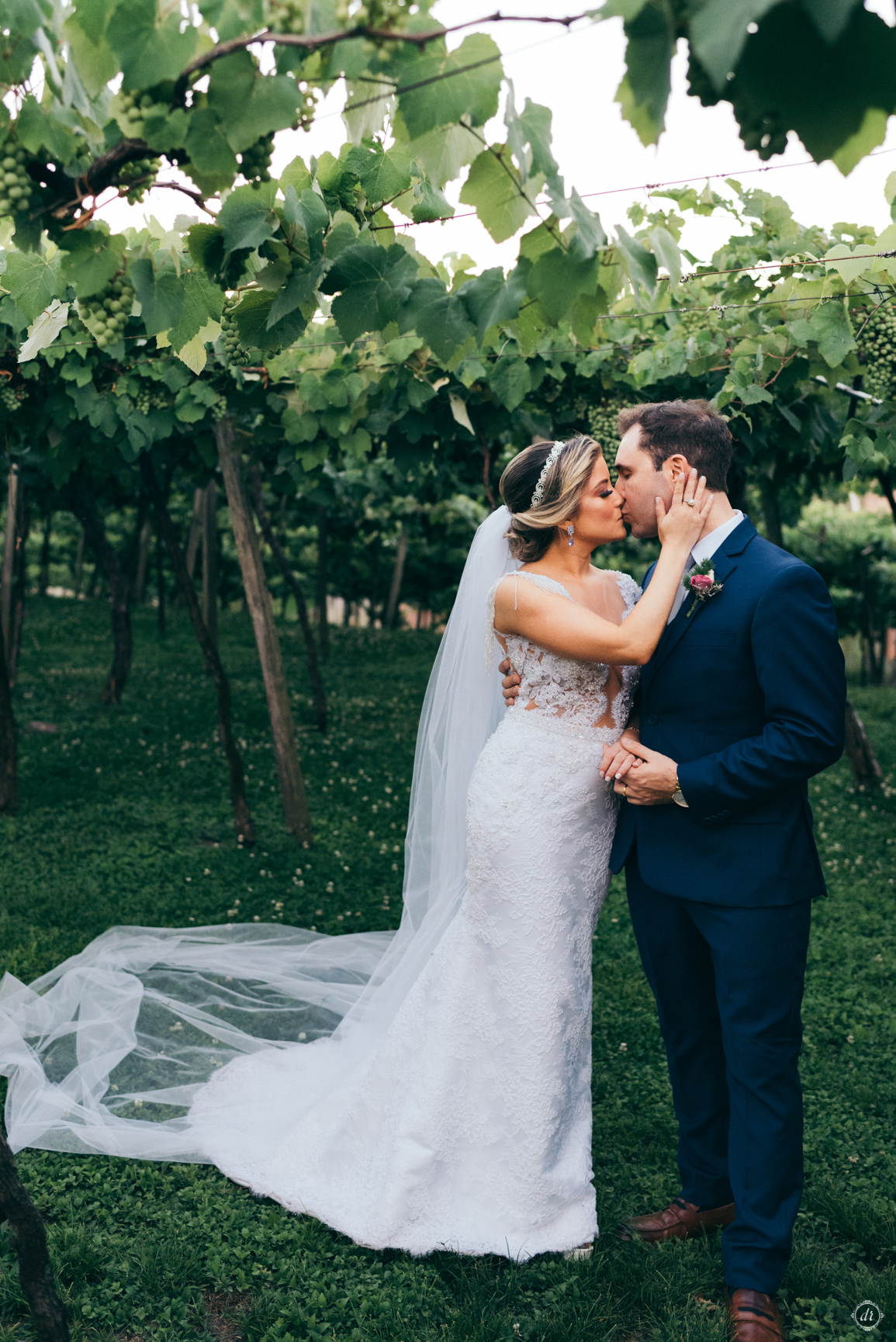 casamento na vinícola vale dos vinhedos casa valduga noiva do sul casamento na serra gaucha celebração do vinho cerimonia externa casamento ao ar livre 