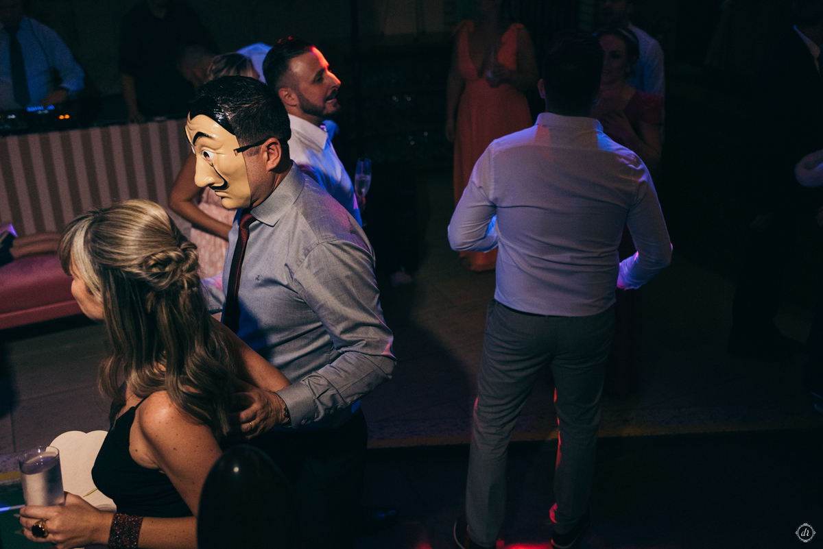 vinhedos casa valduga noiva do sul casamento na serra gaucha celebração do vinho dança dos noivos festa de casamento
