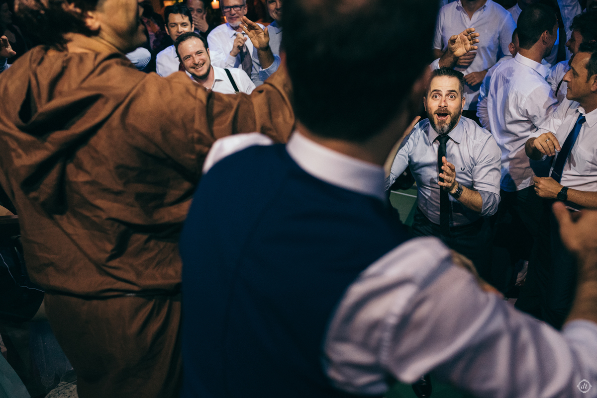 vinhedos casa valduga noiva do sul casamento na serra gaucha celebração do vinho dança dos noivos festa de casamento