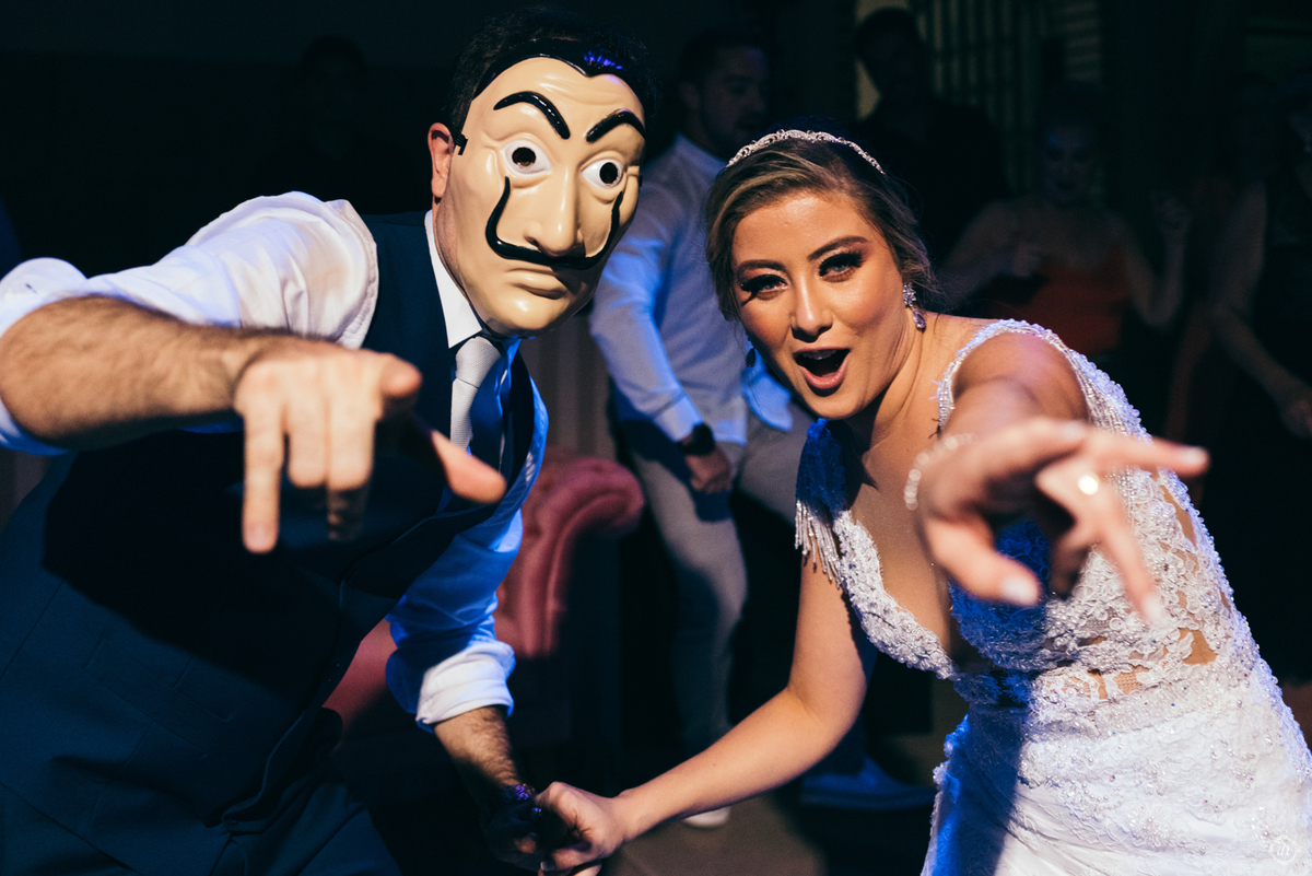 vinhedos casa valduga noiva do sul casamento na serra gaucha celebração do vinho dança dos noivos festa de casamento