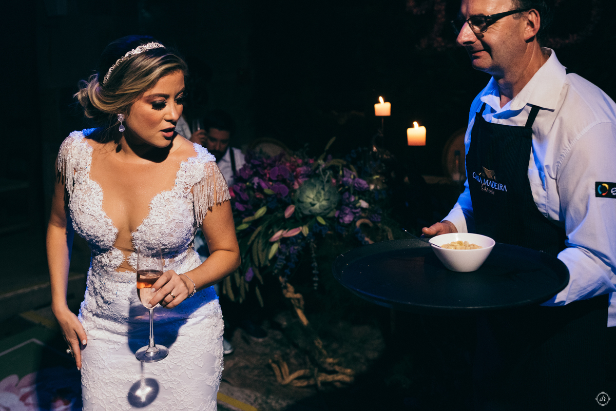 vinhedos casa valduga noiva do sul casamento na serra gaucha celebração do vinho dança dos noivos festa de casamento lanche da madrugada