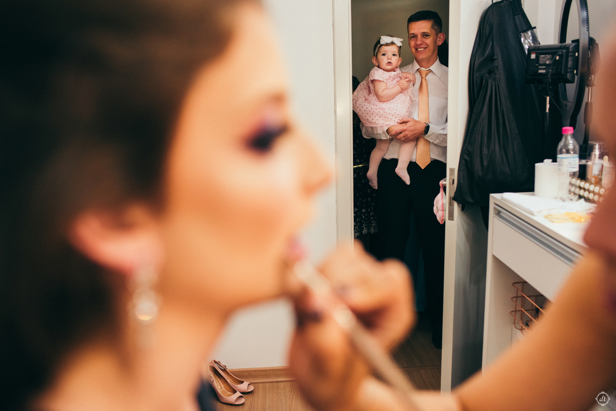 vestido de 15 anos festa de 15 anos princesa make de 15 anos fotos na chuva 