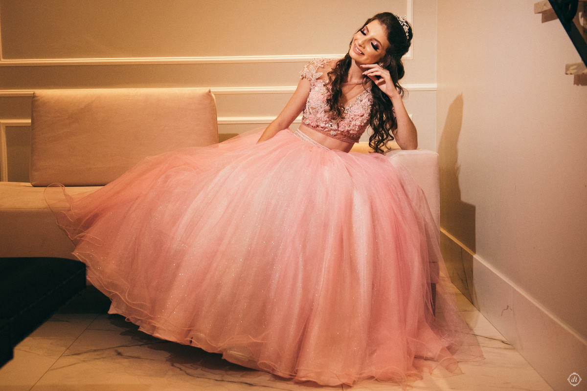 vestido de 15 anos festa de 15 anos princesa make de 15 anos fotos na chuva  hotel casacurta