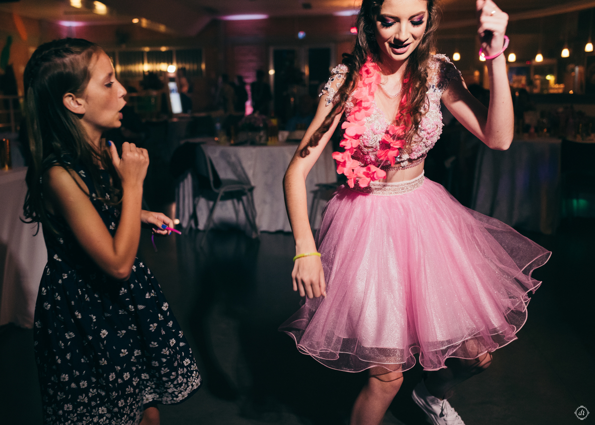 vestido de 15 anos festa de 15 anos princesa make de 15 anos fotos na chuva 