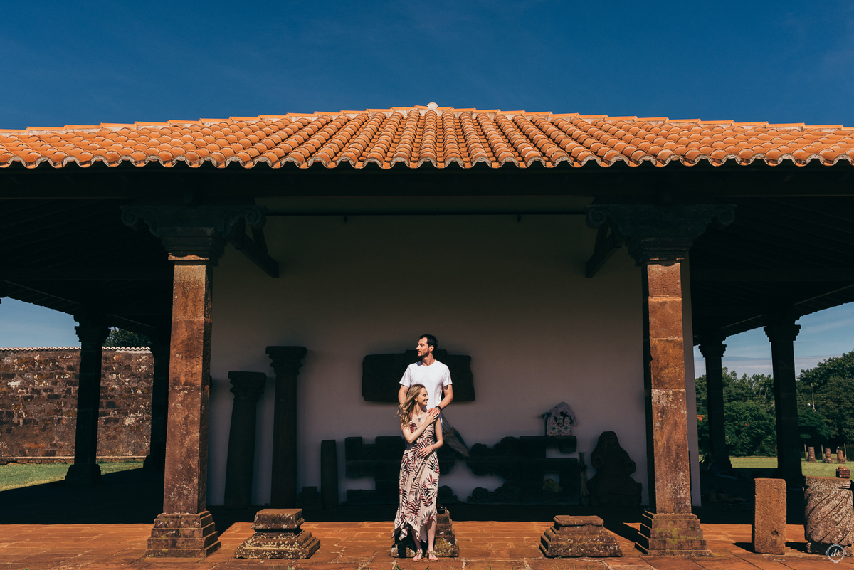 pre wedding ensaio pre casamento ruínas de são miguel das missões daniela radavelli fotografia