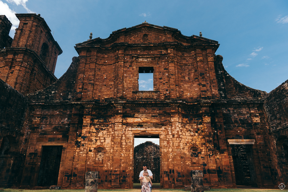 pre wedding ensaio pre casamento ruínas de são miguel das missões daniela radavelli fotografia