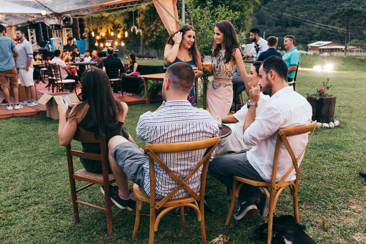 make de formatura vestido de formatura formanda magra core de vestido de formatura festa de formatura ao ar livre festa de formatura no sitio garibaldi festa de formatura de dia 