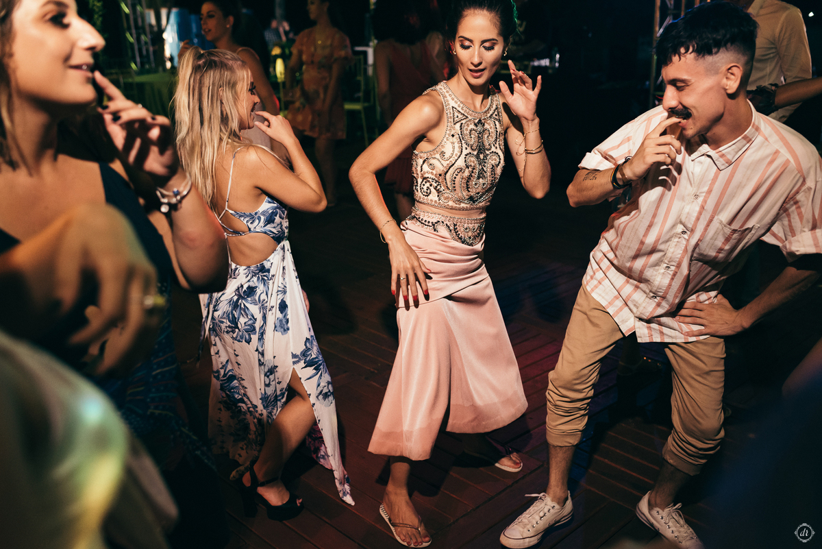 make de formatura vestido de formatura formanda magra core de vestido de formatura festa de formatura ao ar livre festa de formatura no sitio garibaldi festa de formatura de dia 