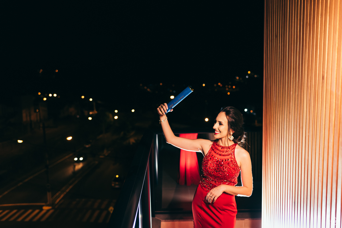 formatura de ciências contábeis daniela radavelli fotografia make de formatura vestido vermelho de formatura  festa de formatura