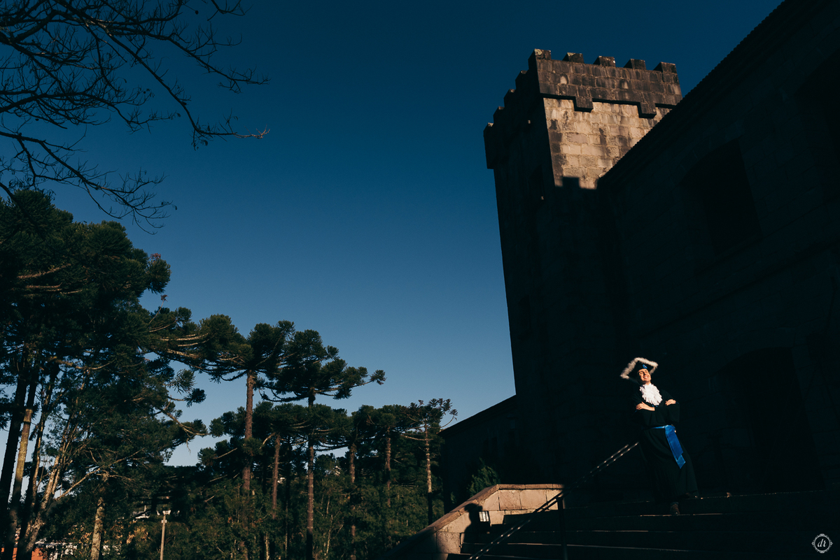 ensaio de formatura ensaio de toga chato lacave castelo lacave caxias do sul ensaio fotográfico de formanda daniela radavelli fotografia 