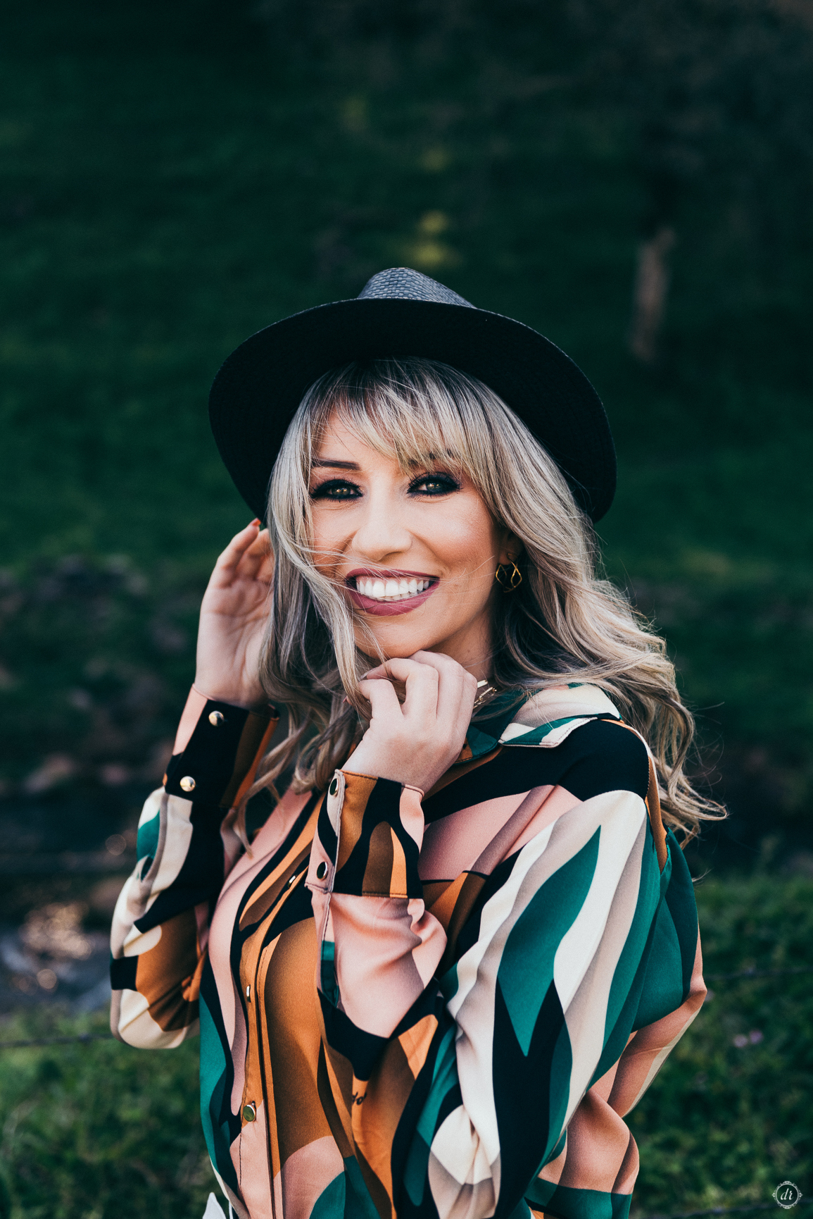 ensaio feminino mulher empoderada daniela radavelli fotografia look drops de menta garibaldi ensaio na serra gaucha fotos de chapeu 