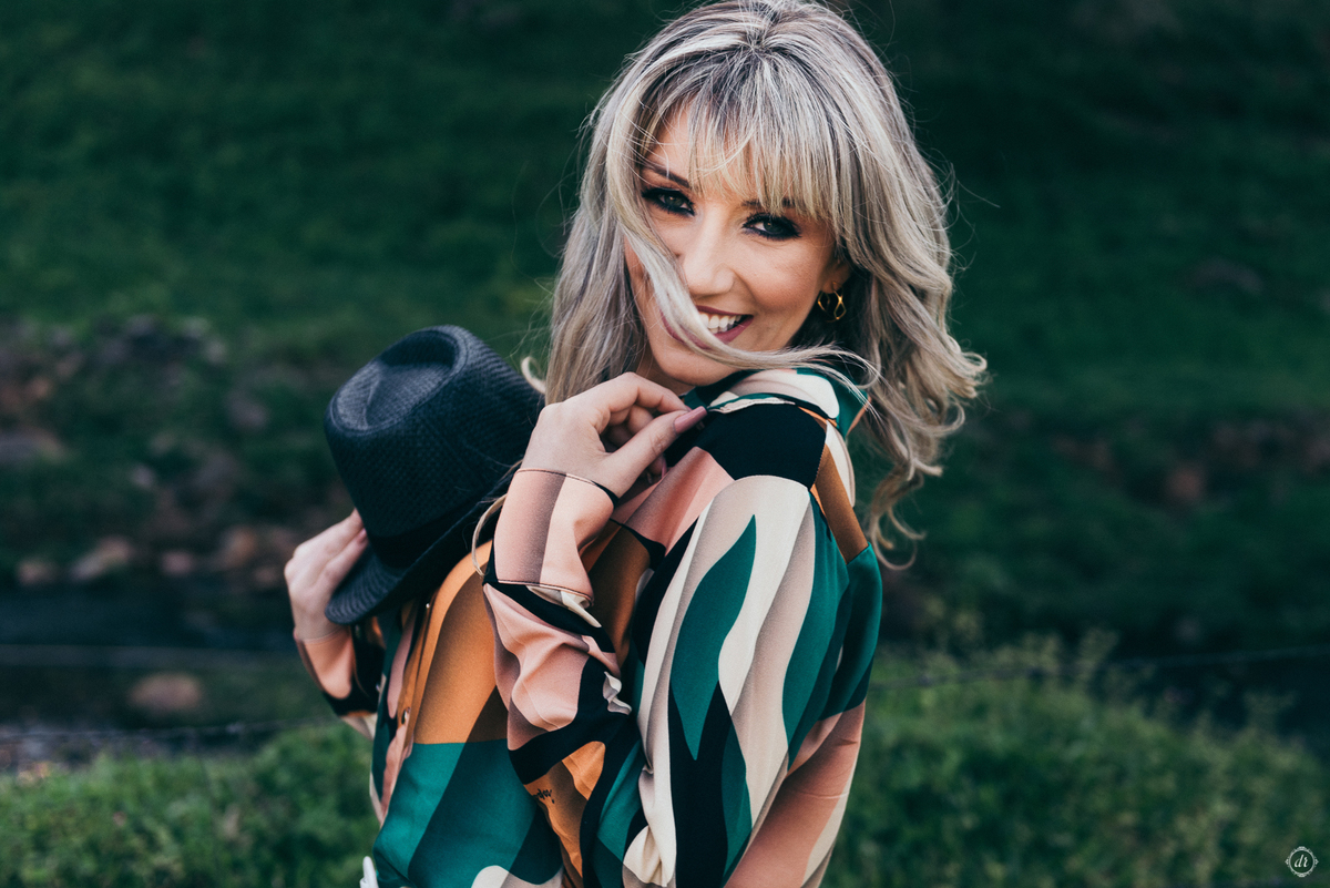 ensaio feminino mulher empoderada daniela radavelli fotografia look drops de menta garibaldi ensaio na serra gaucha fotos de chapeu 