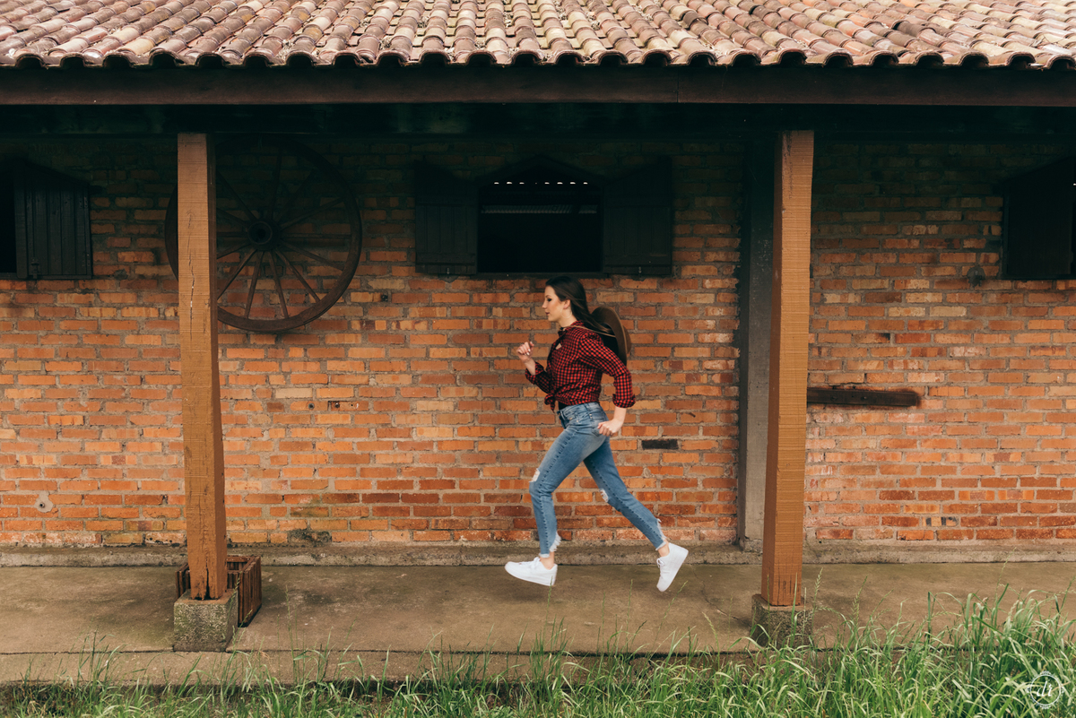 ensaio de 15 anos daniela radavelli fotografia festa de 15 anos cabanha pontin amor por cavalo ensaio com cavalo serra gaucha