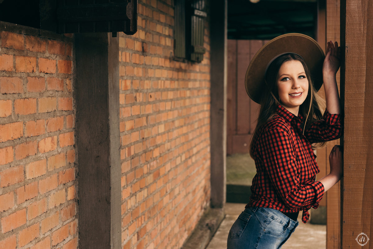 ensaio de 15 anos daniela radavelli fotografia festa de 15 anos cabanha pontin amor por cavalo ensaio com cavalo serra gaucha