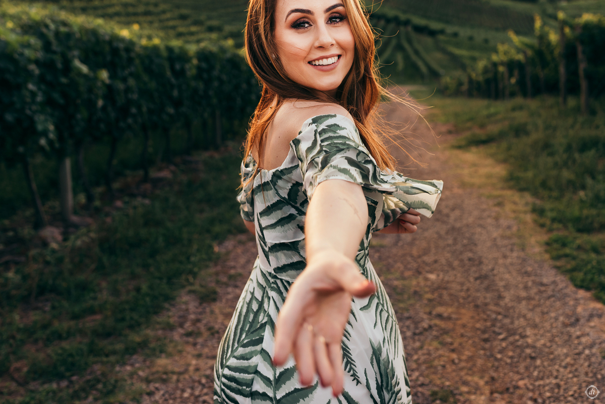 ensaio feminino daniela radavelli fotografia retrato mulher ensaio na serra gaucha fotografa no vale dos vinhedos sunset