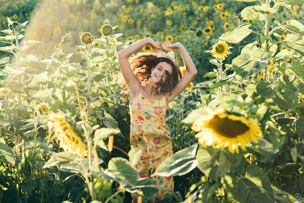 ensaio família ensaio na vinícola do sul vinicola don giovanni ensaio de ferias daniela radavelli fotografia  ensaio com girassol 