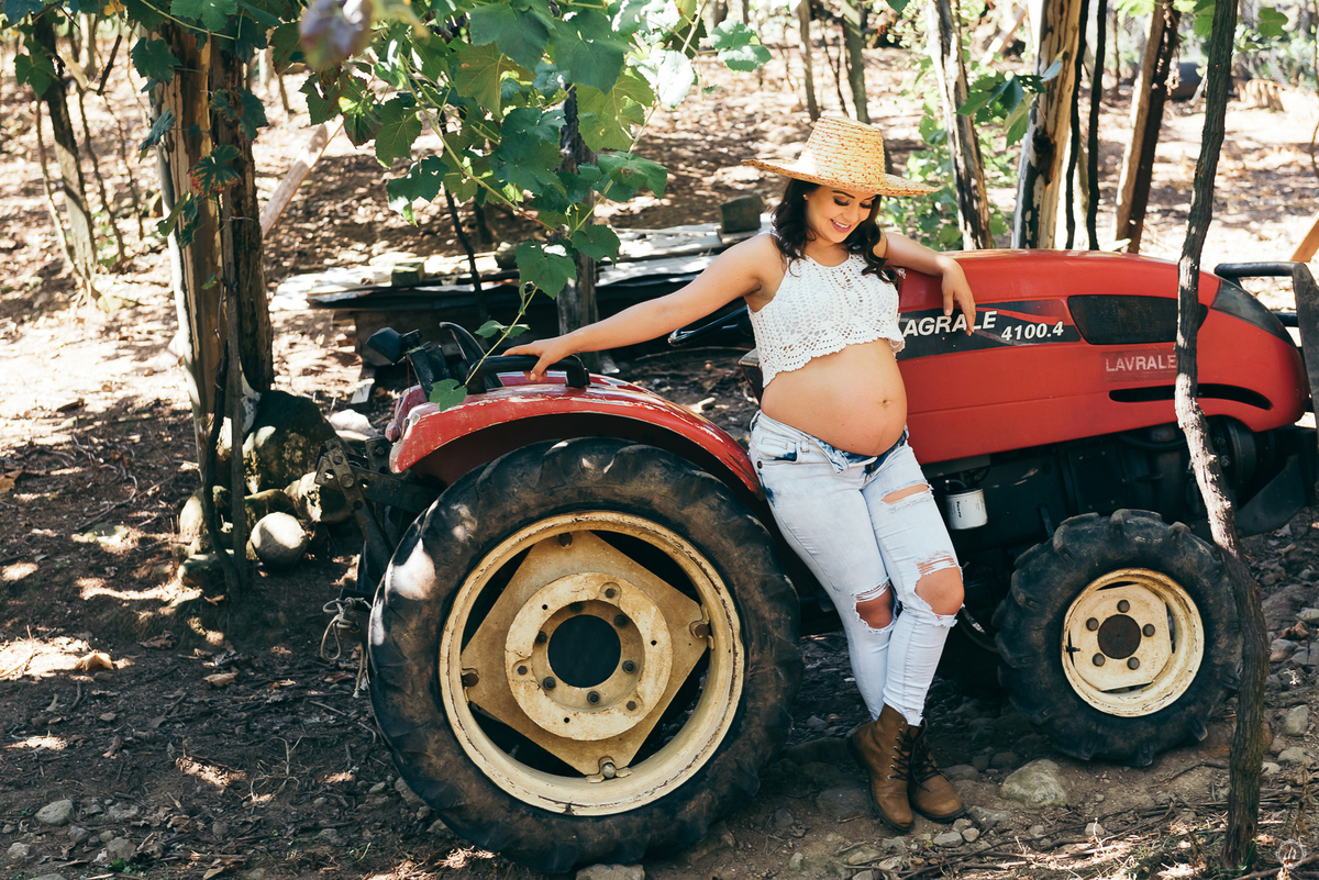 ensaio rural de gestante ensaio no interior ensaio nos vinhedos daniela radavelli fotografia 