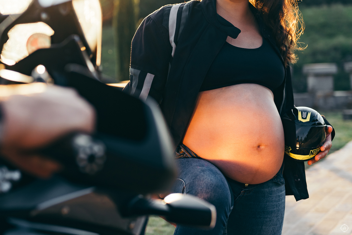 ensaio de gestante no castelo cave brandalise monte belo daniela radavelli fotografia ensaio na vinicola do sul 