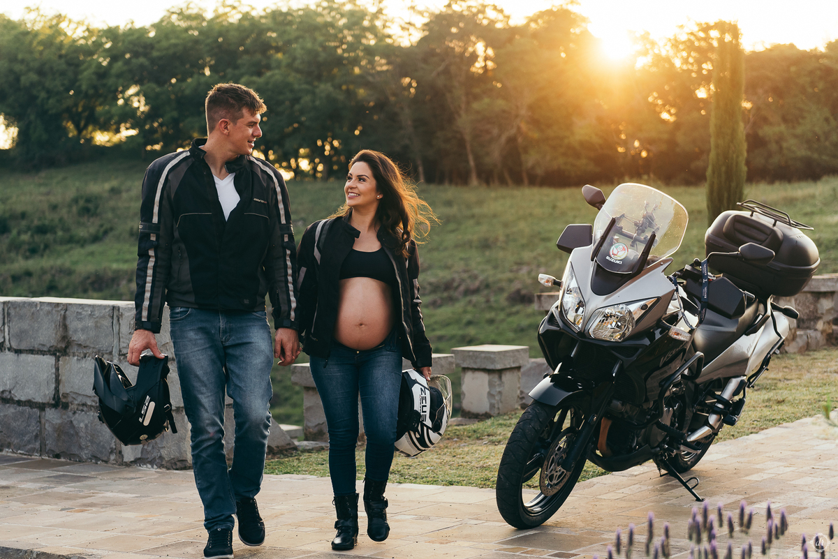 ensaio de gestante no castelo cave brandalise monte belo daniela radavelli fotografia ensaio na vinicola do sul 